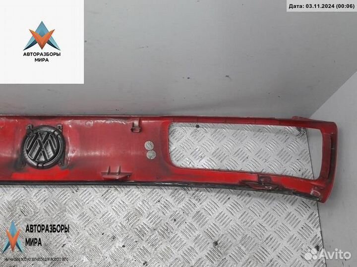 Решетка радиатора Volkswagen Passat B3 1991