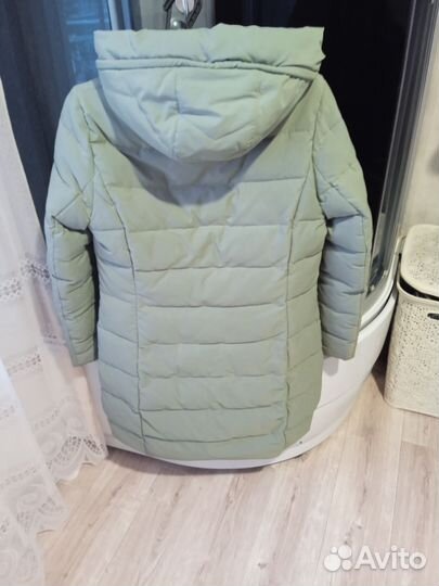 Зимний пуховик женский