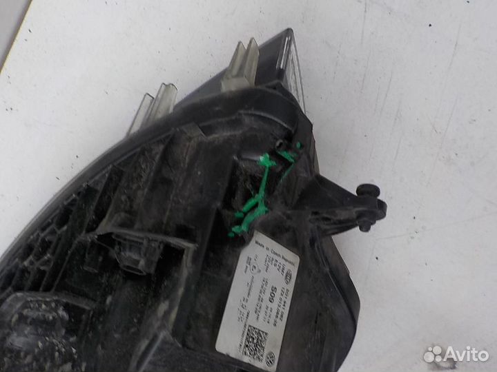 Фара правая Volkswagen Golf