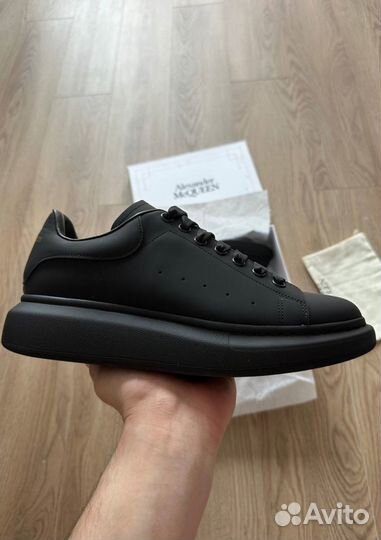 Кеды Alexander Mcqueen Черные