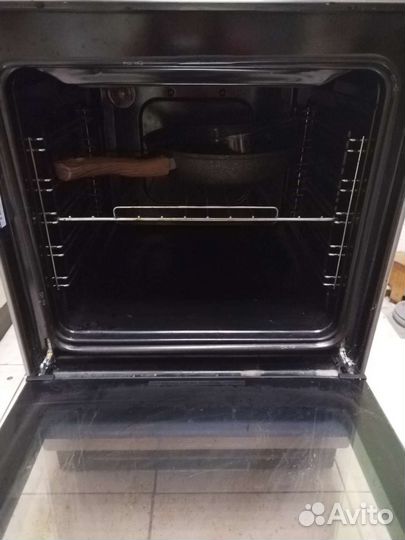 Плита Hotpoint-Ariston H5VSH2A (X)