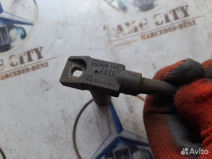 Мерседес E-Класс Датчик положения коленчатого вала