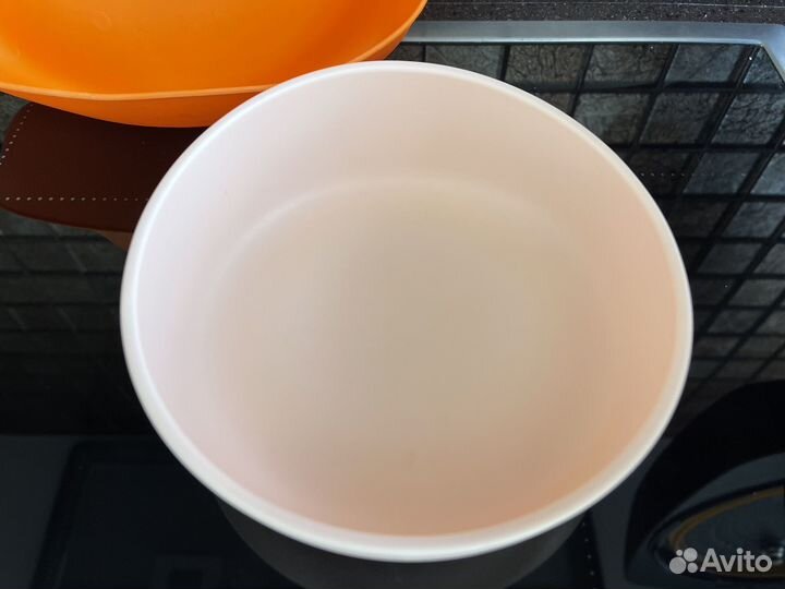 Нагрудник силиконовый Baby Bjorn с тарелкой