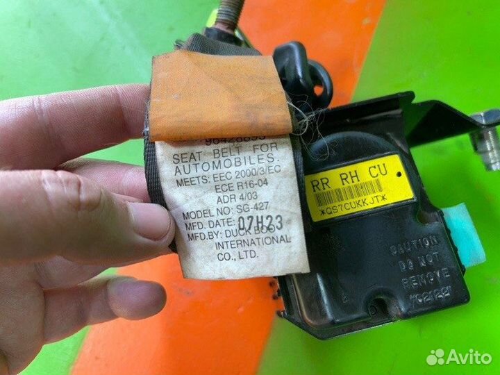 Ремень безопасности задний Chevrolet Aveo T250 1.2