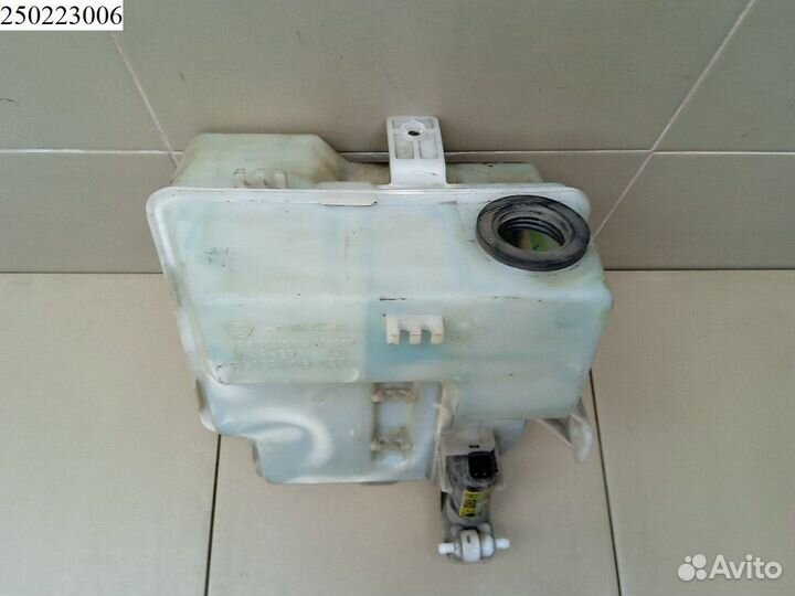 Бачок омывателя лобового стекла SsangYong Actyon