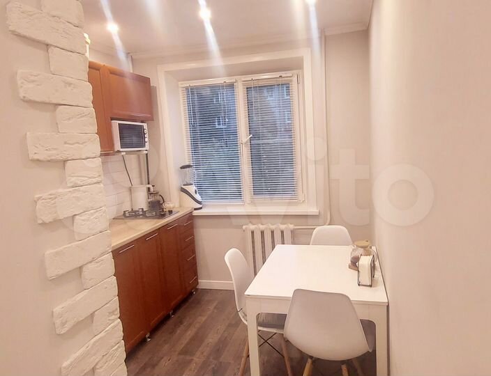 3-к. квартира, 46 м², 3/5 эт.