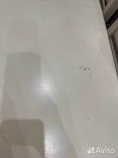 Кухонный стол и стулья