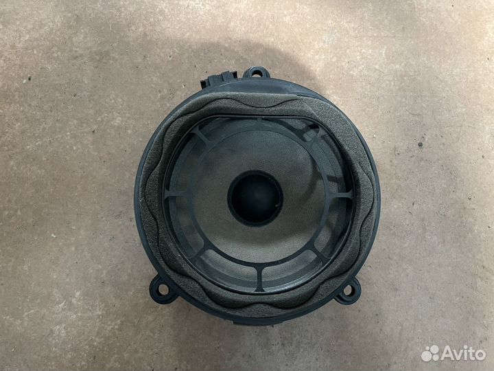 Динамик зажний mercedes w203 c203 с203