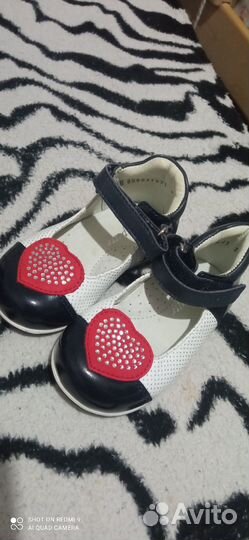 Сандалии для девочки 20 размер