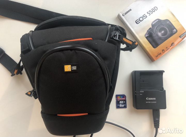 Зеркальный фотоаппарат