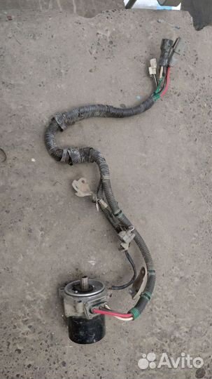 Моторчик рулевой рейки с проводкой