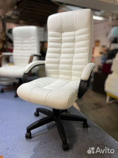 Кресло офисное