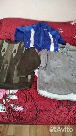 Куртка, свитер, рубашки, джинсы пакетом