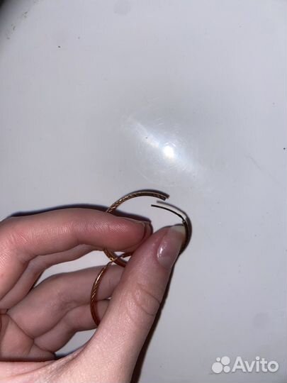 Золотые серьги