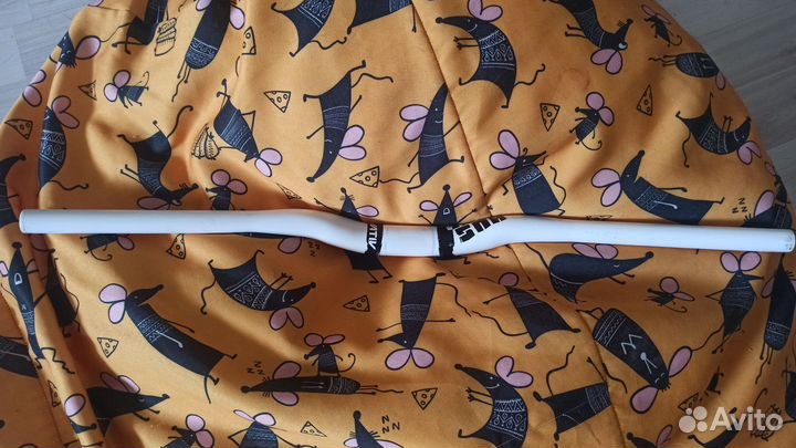 Руль Truvativ hussefelt 31.8