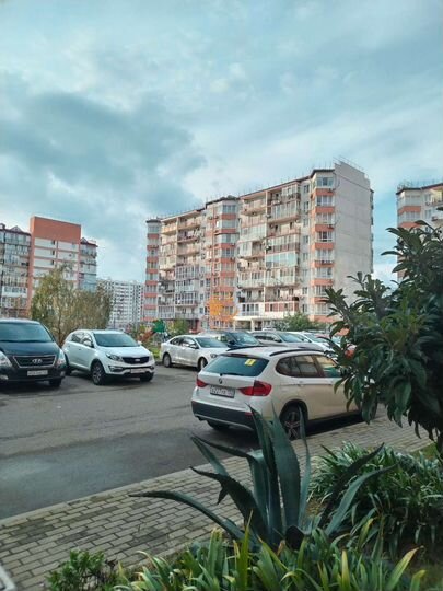 2-к. квартира, 60 м², 2/9 эт.
