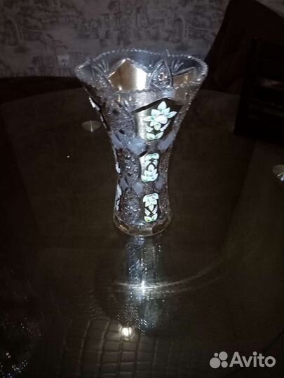 Ваза для цветов хрустальная