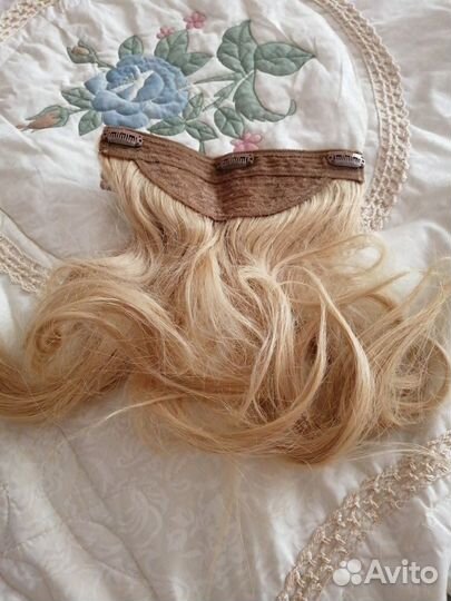 Волосы на заколках