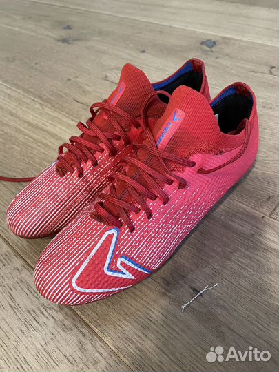 Футбольные бутсы Demix