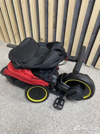 Трехколесный велосипед с ручкой