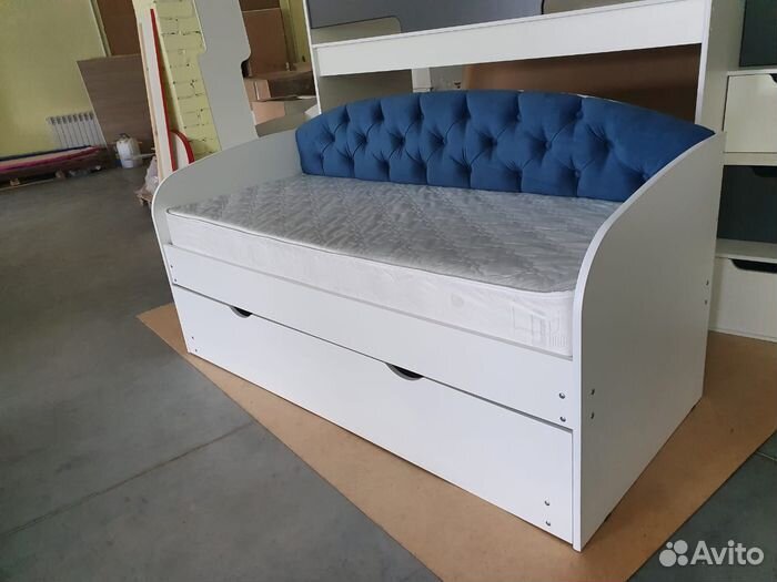 Кровать велюр детская выдвиж спальн лдсп