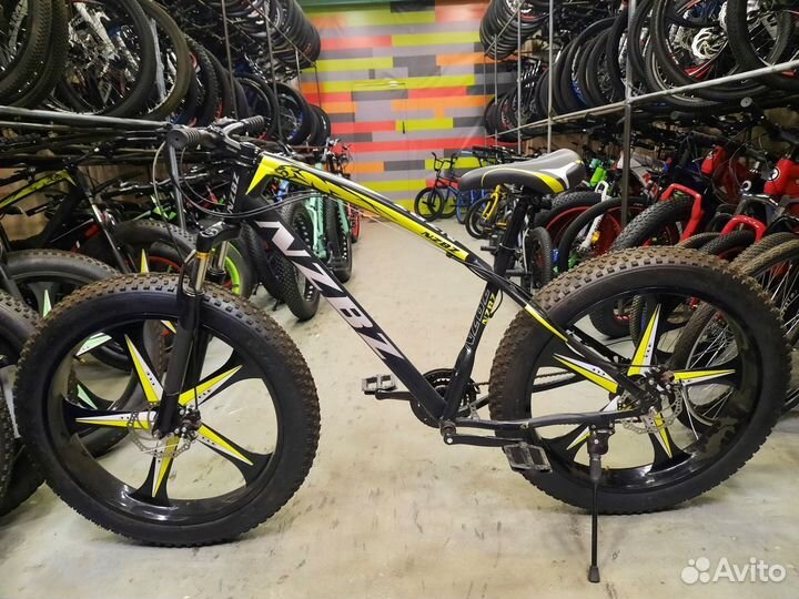 Велосипед фетбайк на литых дисках 26