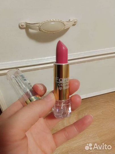 Помада новая
