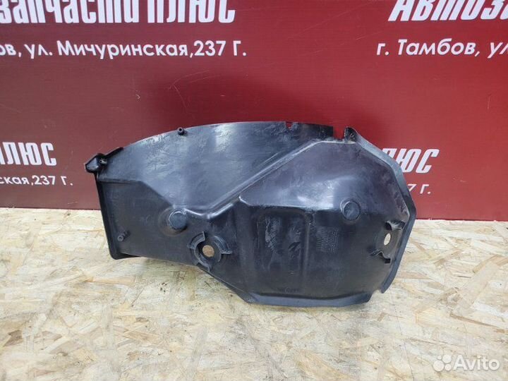 Подкрылок задний левый Renault Logan