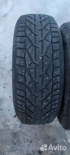 Tigar SUV Ice 215/65 R16