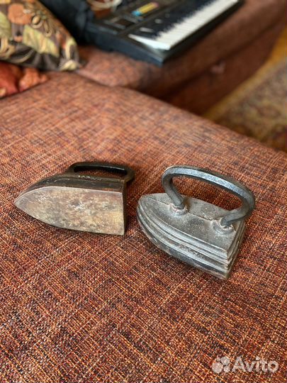 Утюг чугунный старинный
