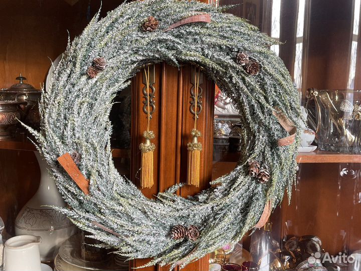 Венок декоративный