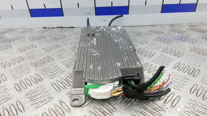 Усилитель акустической системы BMW 3-Series/M3