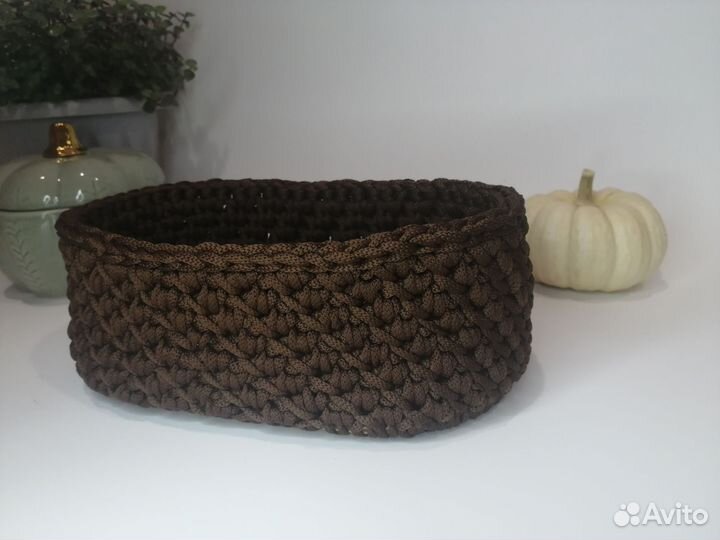 Вязаная корзина для хранения