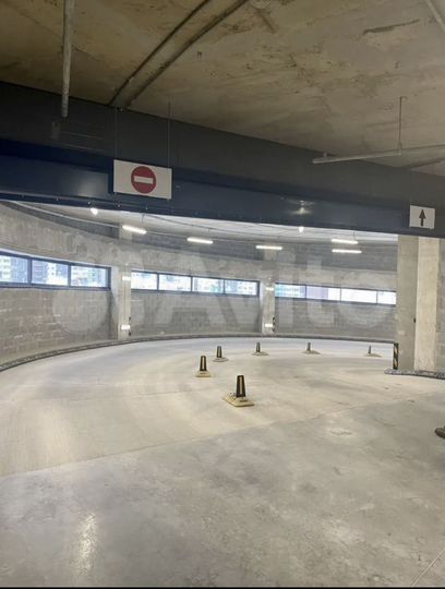 Машиноместо, 13 м²