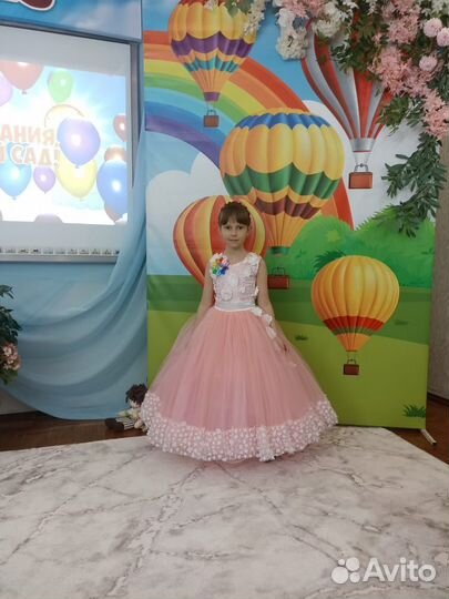 Платье нарядное для девочки