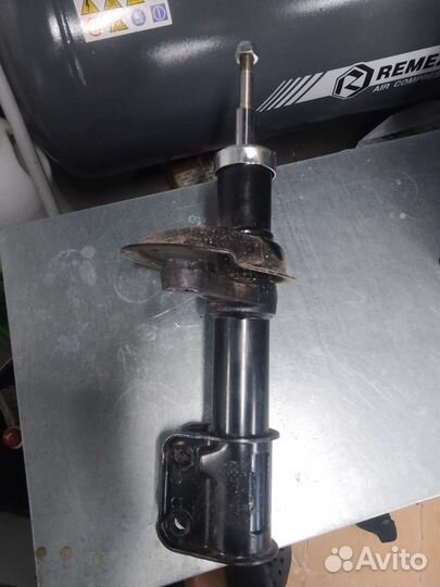 Стойка передняя лада калина