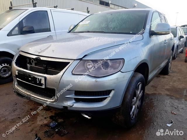 Фара левая Volkswagen Touareg 2007-2010