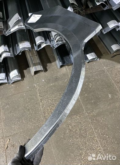 Арка левая Mazda MPV II LW 1999-2006