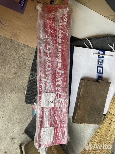 Стойки kyb nissan leaf