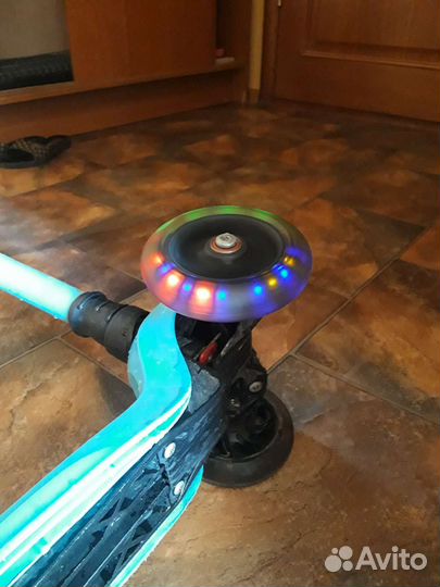 Самокат trolo