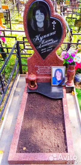 Гранитные памятники. Изготовление, реставрация