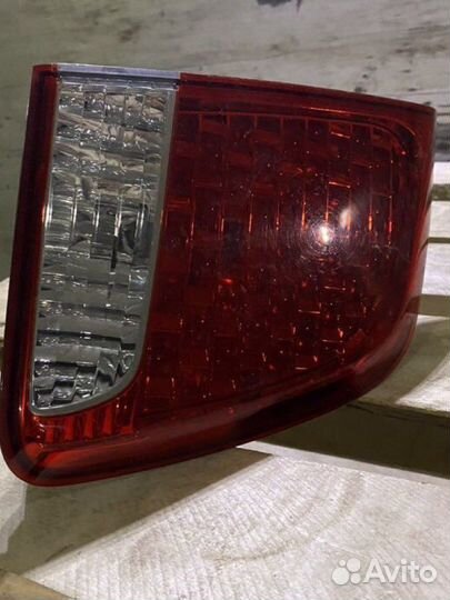 Фонарь задний левый, правый на KIA sorento
