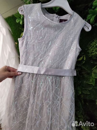 Платье для девочки 128 134 бу нарядное новый год