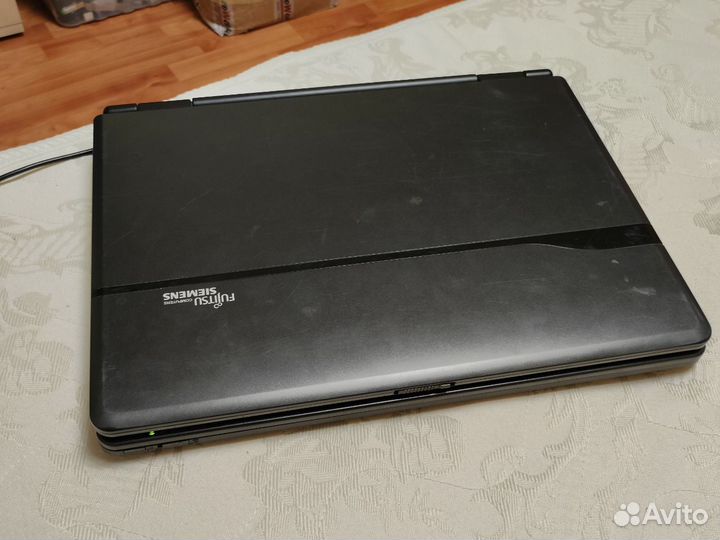 Fujitsu 74 Siemens 2 ядра 2 гига диск на 250 гига