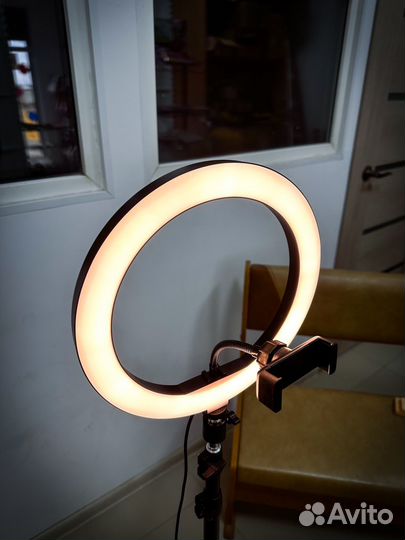 Кольцевая лампа со штативом 33 см