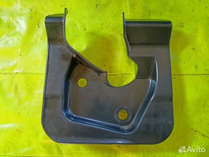 Накладка рулевой колонки на Nissan Tiida C11 2012г