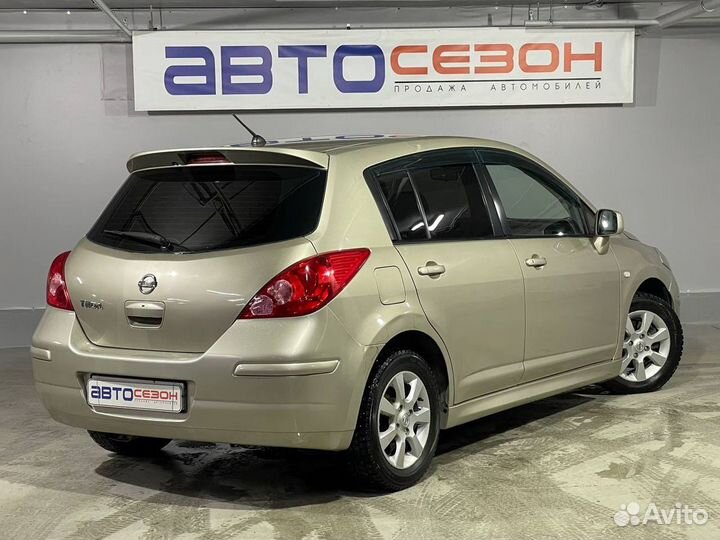 Nissan Tiida 1.6 AT, 2013, 169 000 км