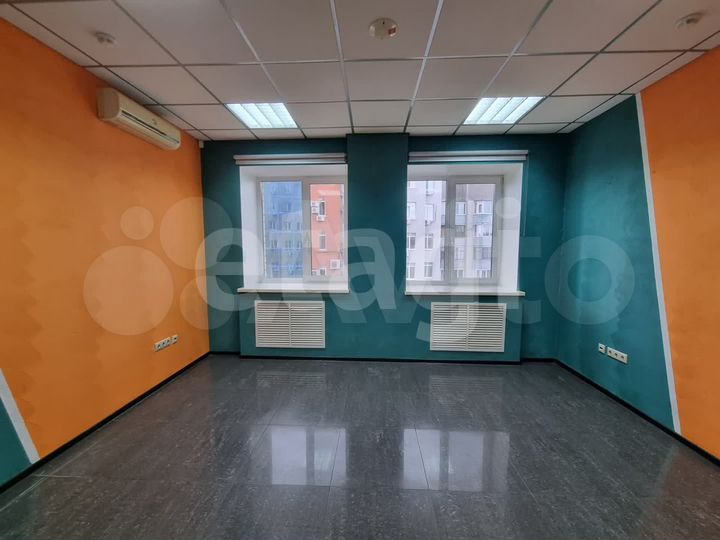 Сдам офисное помещение, 207.9 м²