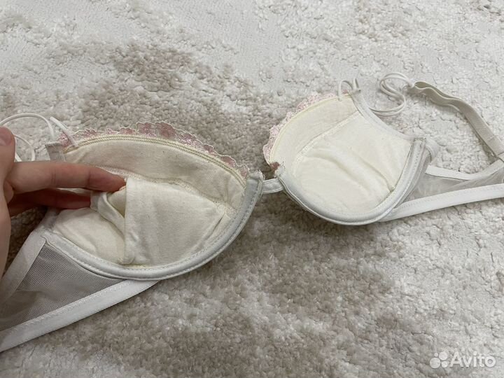 Бюстгальтер