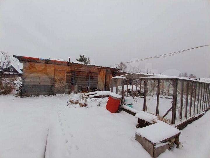 Дача 20 м² на участке 6 сот.